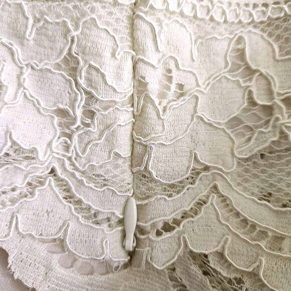Talbots Womens Size Large Cream Lace Boho Blouse Lined Elegant Classy, Chic - Picture 10 of 12